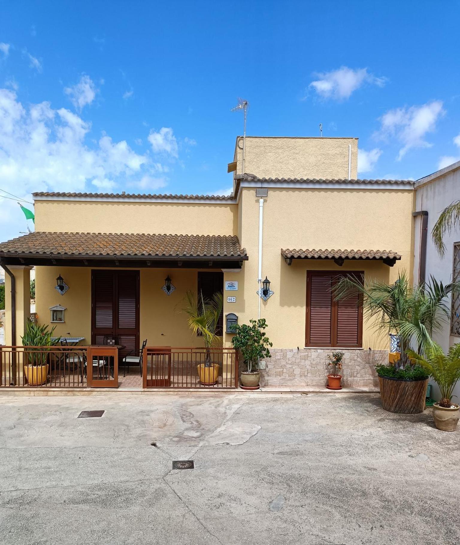 Villa Casa Sciacca à Marsala Extérieur photo